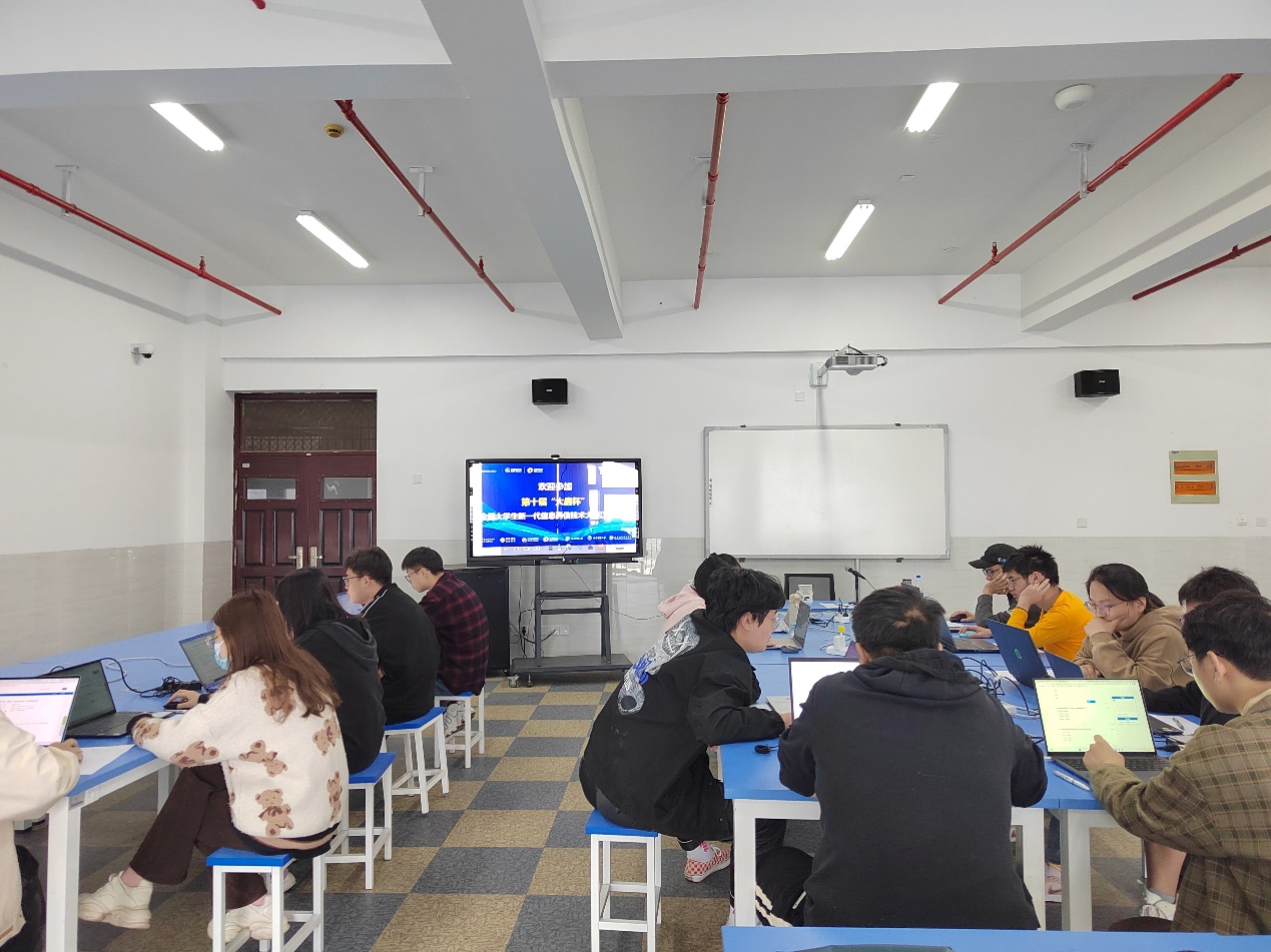 計算機與信息工程學(xué)院成功舉辦第十屆“大唐杯”全國大學(xué)生新一代信息通信技術(shù)大賽江蘇省賽區(qū)南通理工學(xué)院分賽點比賽